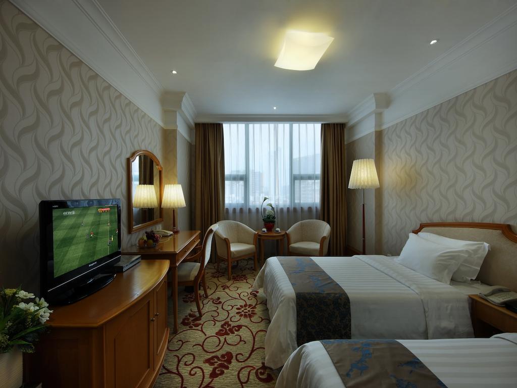 South China Harbour View Hotel Shenzhen Oda fotoğraf